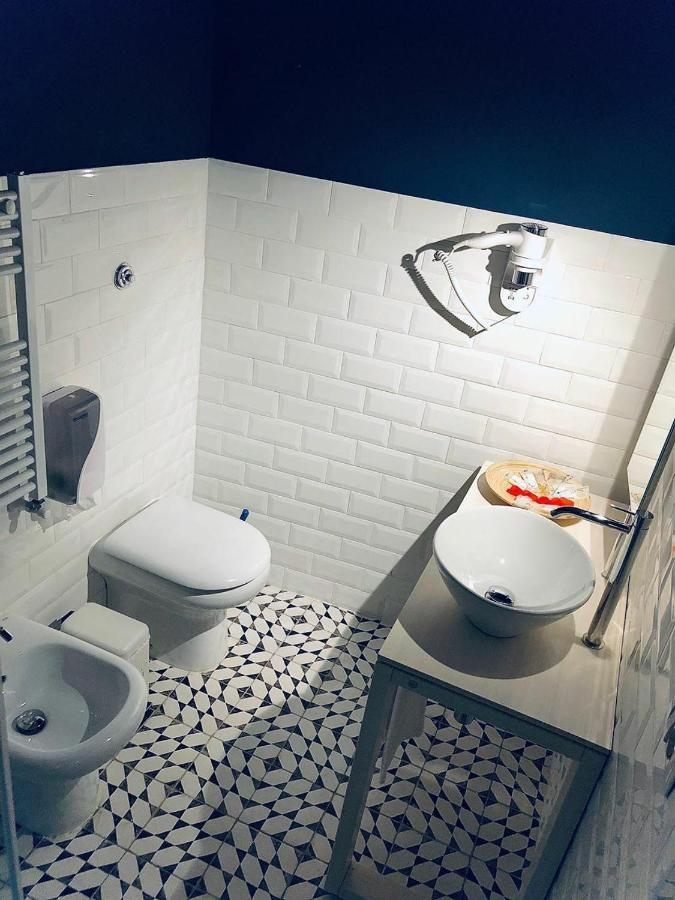 Alcapri Suite Napoli Centro エクステリア 写真