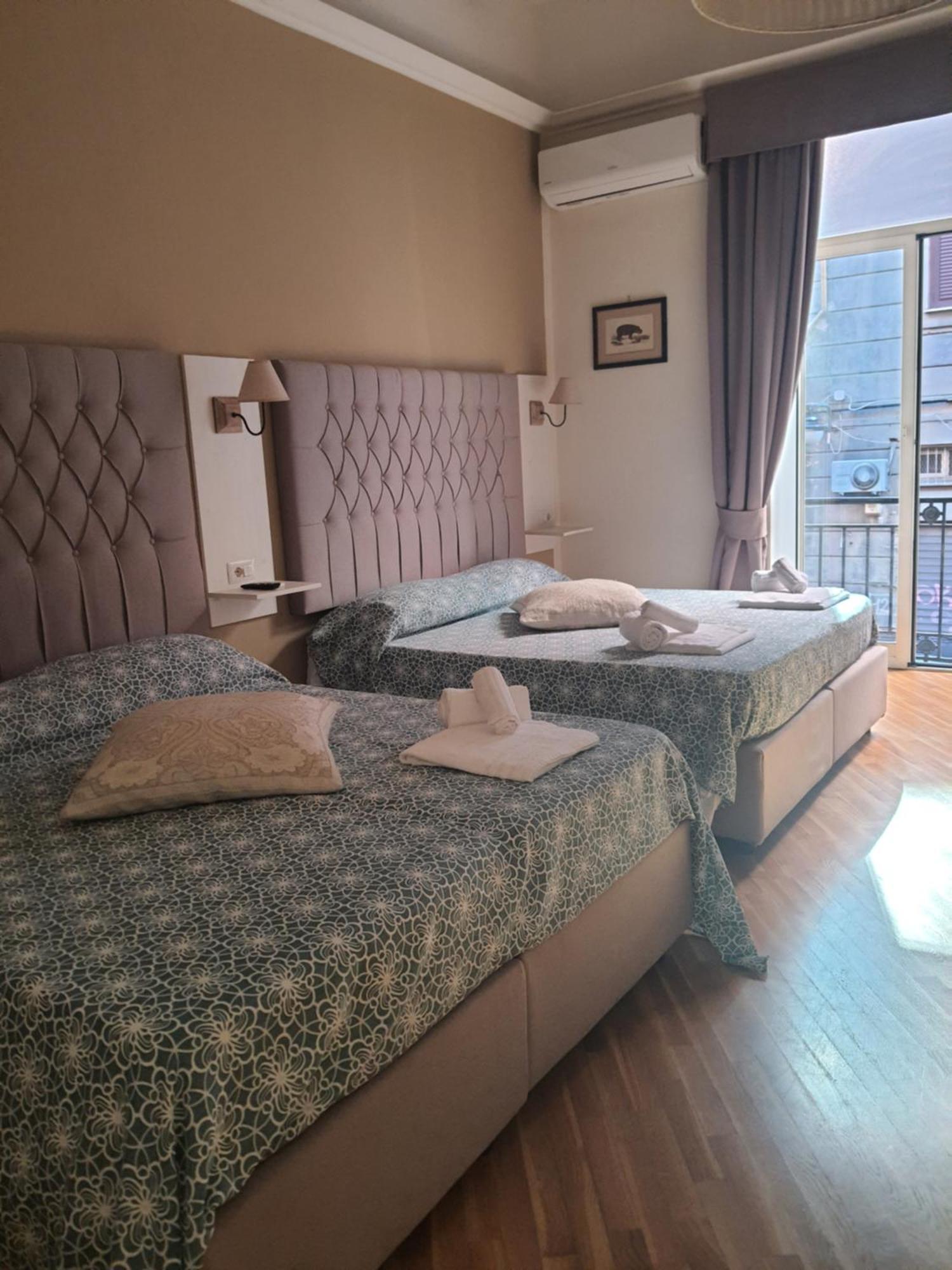 Alcapri Suite Napoli Centro エクステリア 写真